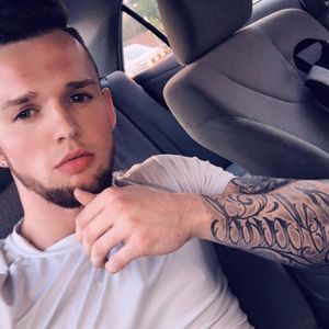 Meet your Posher, Brandon